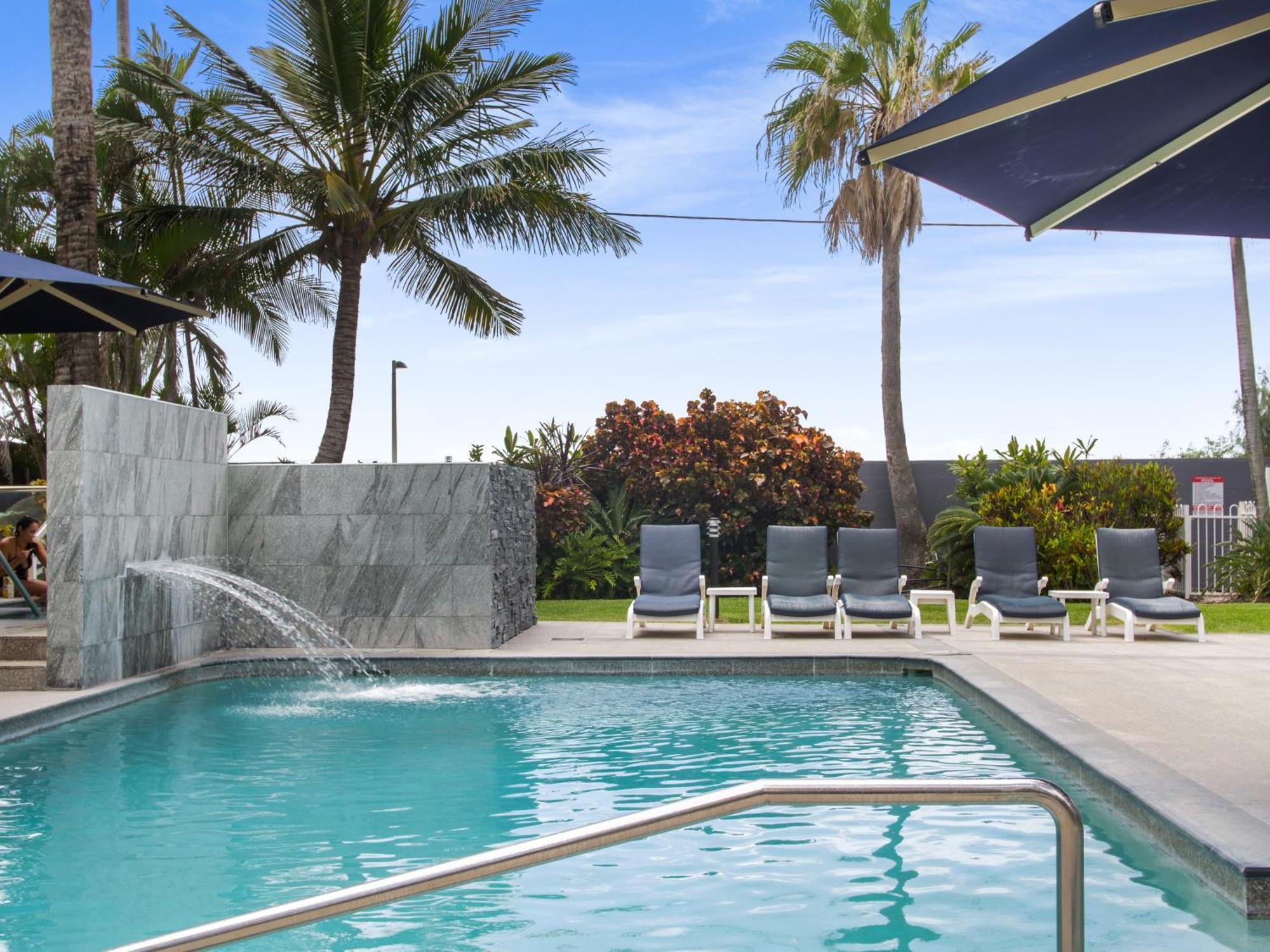 Boulevard Towers On Broadbeach Gold Coast Exterior photo