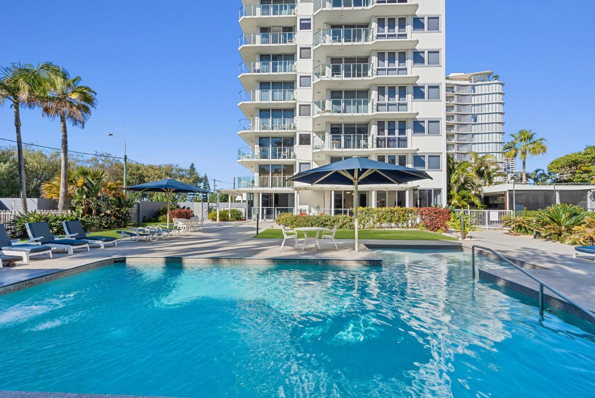 Boulevard Towers On Broadbeach Gold Coast Exterior photo