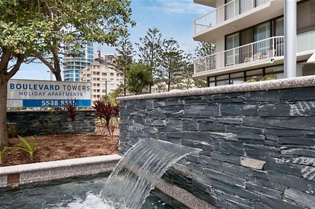 Boulevard Towers On Broadbeach Gold Coast Exterior photo