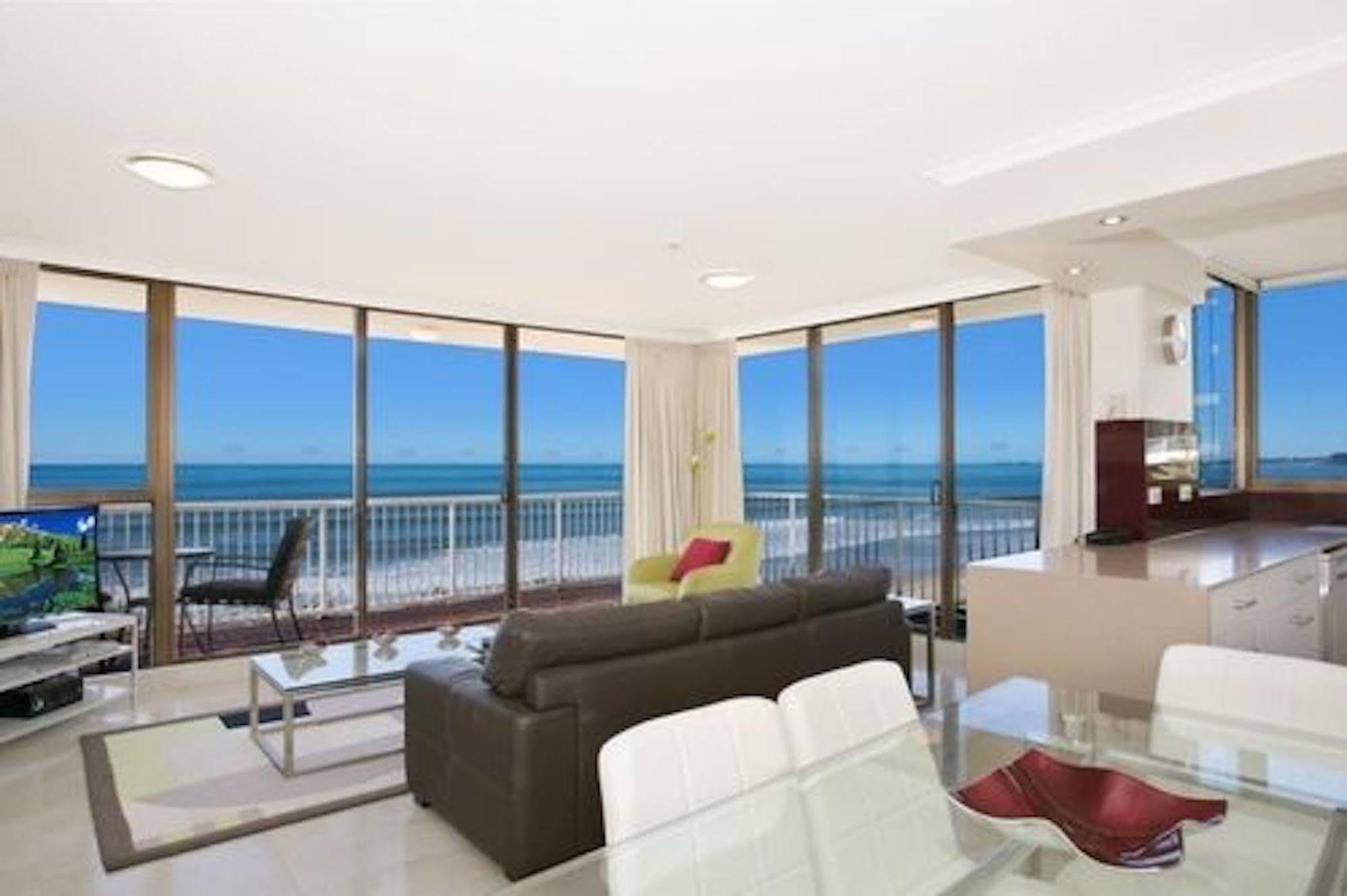 Boulevard Towers On Broadbeach Gold Coast Exterior photo